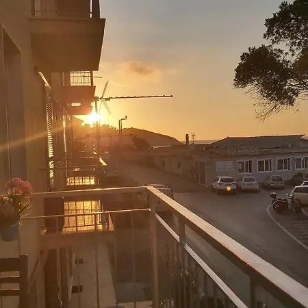 Elegantissimo Direttamente Sul Mare Le Ghiaie 6 Posti Letto Appartement Portoferraio