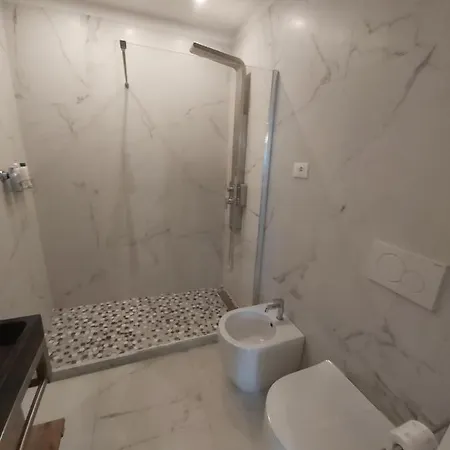 Elegantissimo Direttamente Sul Mare Le Ghiaie 6 Posti Letto 公寓 *