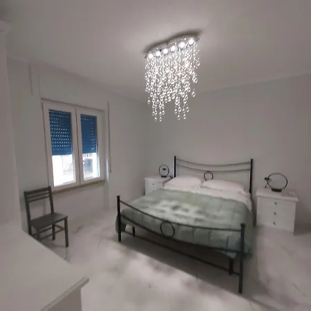 Elegantissimo Direttamente Sul Mare Le Ghiaie 6 Posti Letto פורטופראיו